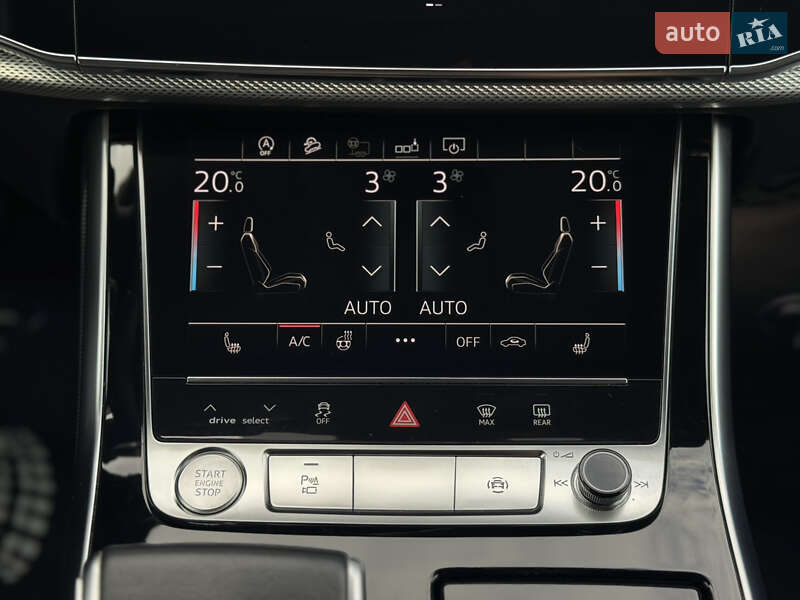 Позашляховик / Кросовер Audi Q7 2020 в Мукачевому
