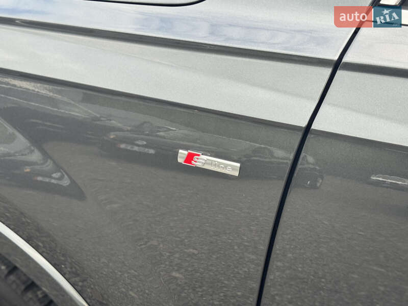 Позашляховик / Кросовер Audi Q7 2020 в Мукачевому