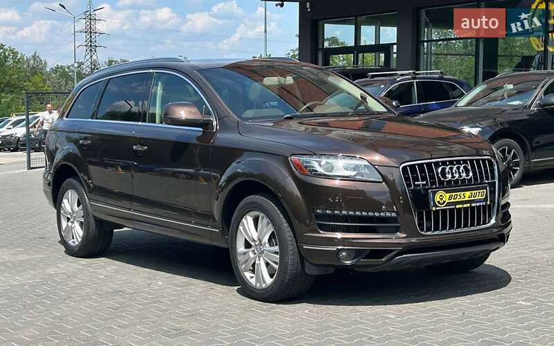 Внедорожник / Кроссовер Audi Q7 2009 в 