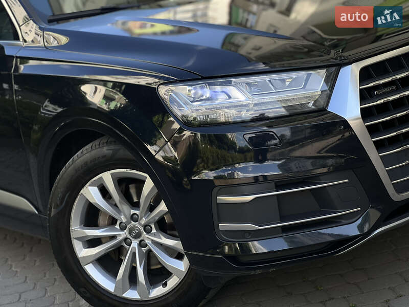 Позашляховик / Кросовер Audi Q7 2016 в Івано-Франківську