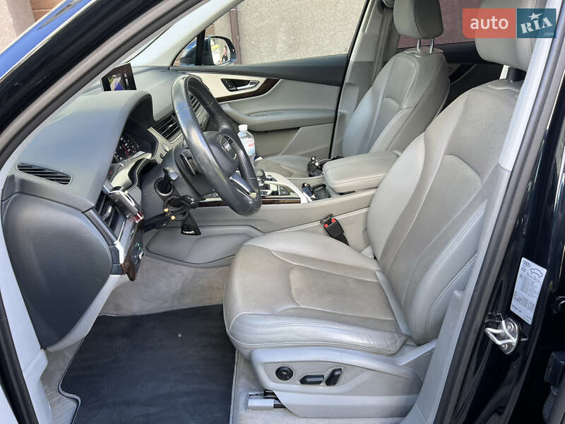 Позашляховик / Кросовер Audi Q7 2016 в Івано-Франківську