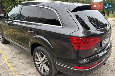 Внедорожник / Кроссовер Audi Q7 2014 в 