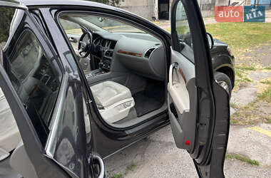 Внедорожник / Кроссовер Audi Q7 2014 в 