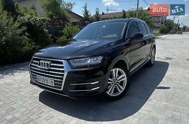 Внедорожник / Кроссовер Audi Q7 2015 в Хмельницком