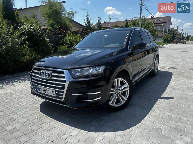 Позашляховик / Кросовер Audi Q7 2015 в Хмельницькому
