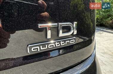 Внедорожник / Кроссовер Audi Q7 2015 в 
