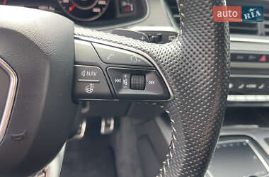 Позашляховик / Кросовер Audi Q7 2019 в 