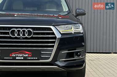 Позашляховик / Кросовер Audi Q7 2016 в 