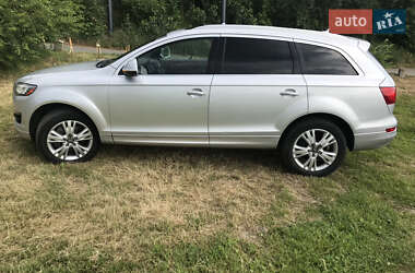 Внедорожник / Кроссовер Audi Q7 2010 в 