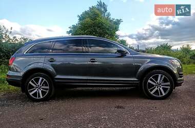Внедорожник / Кроссовер Audi Q7 2013 в 
