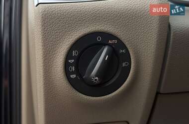 Позашляховик / Кросовер Audi Q7 2007 в 