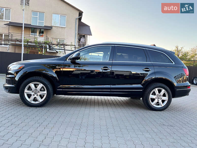 Позашляховик / Кросовер Audi Q7 2015 в Хусті