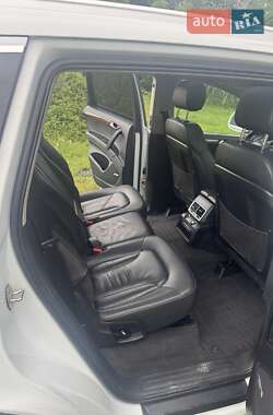 Внедорожник / Кроссовер Audi Q7 2015 в 