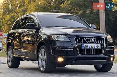 Внедорожник / Кроссовер Audi Q7 2011 в 