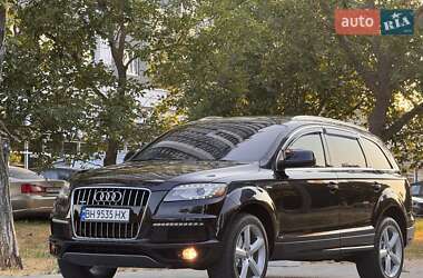 Внедорожник / Кроссовер Audi Q7 2011 в 