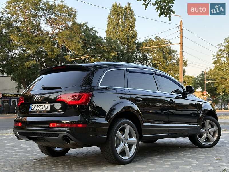 Внедорожник / Кроссовер Audi Q7 2011 в Одессе