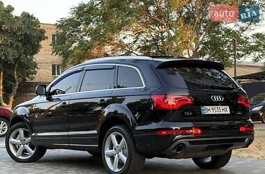 Внедорожник / Кроссовер Audi Q7 2011 в 
