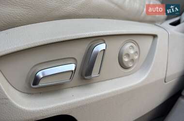 Внедорожник / Кроссовер Audi Q7 2011 в 