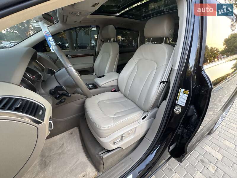 Внедорожник / Кроссовер Audi Q7 2011 в Одессе