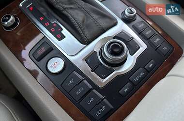 Внедорожник / Кроссовер Audi Q7 2011 в 
