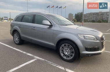 Позашляховик / Кросовер Audi Q7 2007 в Києві