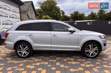 Внедорожник / Кроссовер Audi Q7 2015 в 