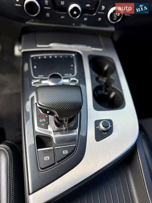 Внедорожник / Кроссовер Audi Q7 2018 в Звягеле фото 18 Внедорожник / Кроссовер Audi Q7 2018 в Звягеле