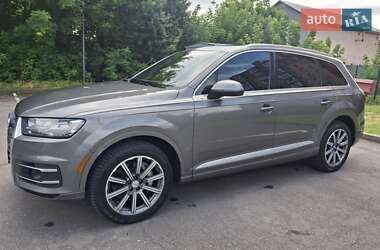 Позашляховик / Кросовер Audi Q7 2017 в Кам'янець-Подільському