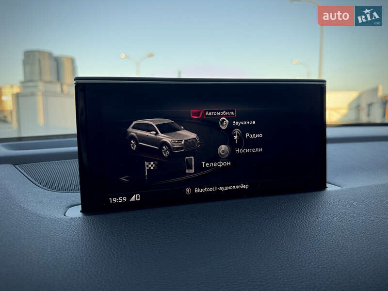 Внедорожник / Кроссовер Audi Q7 2016 в Киеве