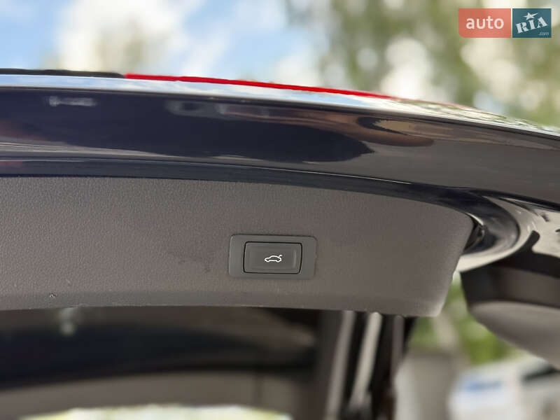 Позашляховик / Кросовер Audi Q7 2012 в Тернополі