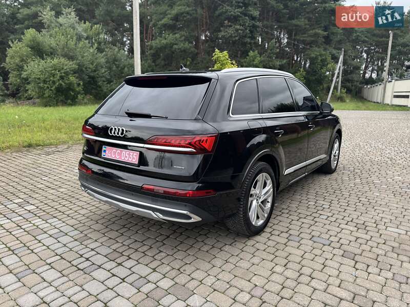 Позашляховик / Кросовер Audi Q7 2020 в Львові