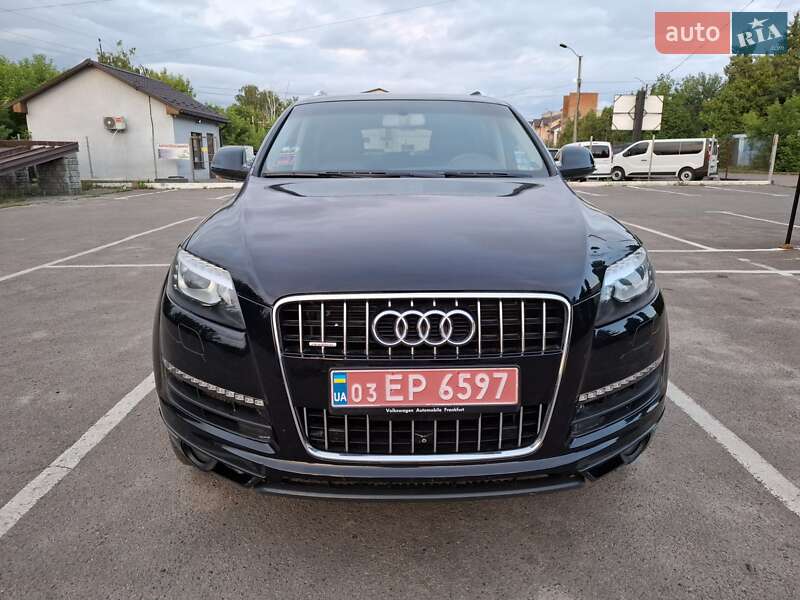 Позашляховик / Кросовер Audi Q7 2014 в Дубні