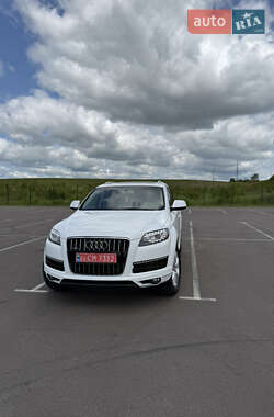 Позашляховик / Кросовер Audi Q7 2010 в 