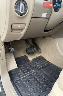 Позашляховик / Кросовер Audi Q7 2010 в 