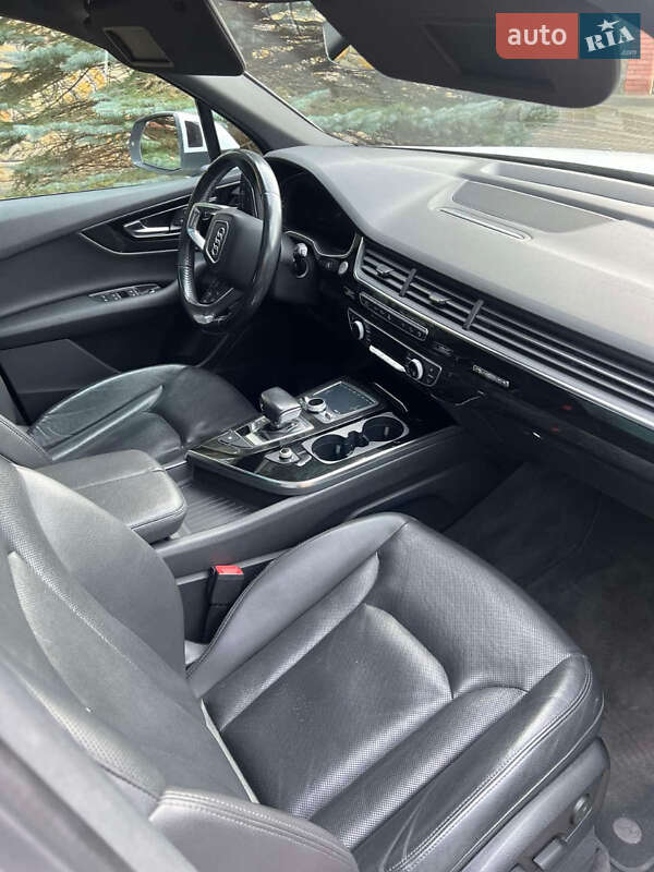 Внедорожник / Кроссовер Audi Q7 2016 в Львове