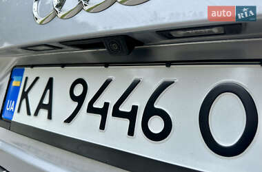 Внедорожник / Кроссовер Audi Q7 2015 в 
