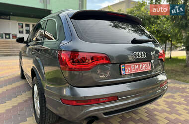 Внедорожник / Кроссовер Audi Q7 2011 в 