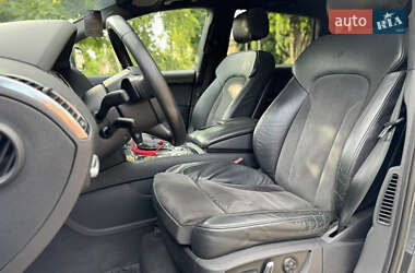 Внедорожник / Кроссовер Audi Q7 2011 в 