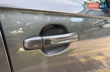 Внедорожник / Кроссовер Audi Q7 2011 в 