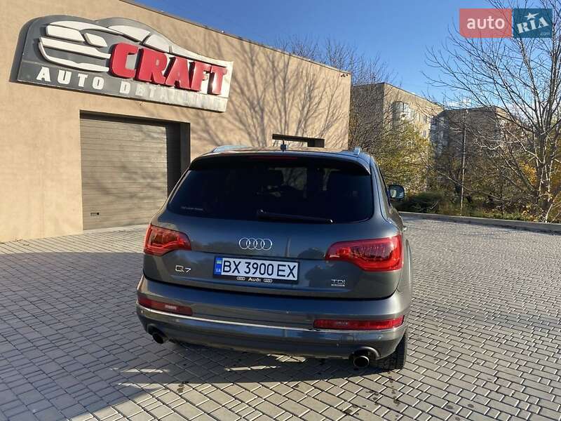 Внедорожник / Кроссовер Audi Q7 2012 в Каменец-Подольском