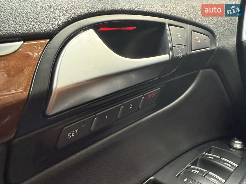 Внедорожник / Кроссовер Audi Q7 2014 в Хмельницком
