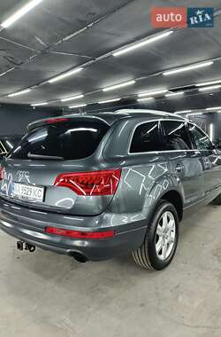Внедорожник / Кроссовер Audi Q7 2012 в 
