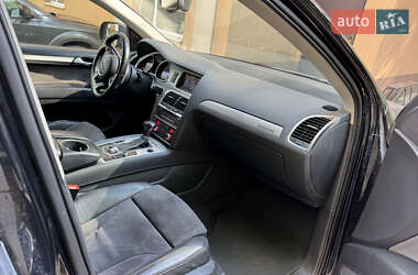 Внедорожник / Кроссовер Audi Q7 2011 в 