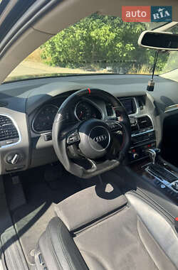 Внедорожник / Кроссовер Audi Q7 2013 в 