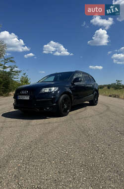 Внедорожник / Кроссовер Audi Q7 2013 в 