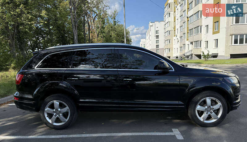 Внедорожник / Кроссовер Audi Q7 2015 в Киеве
