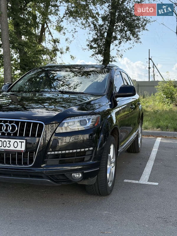 Внедорожник / Кроссовер Audi Q7 2015 в Киеве