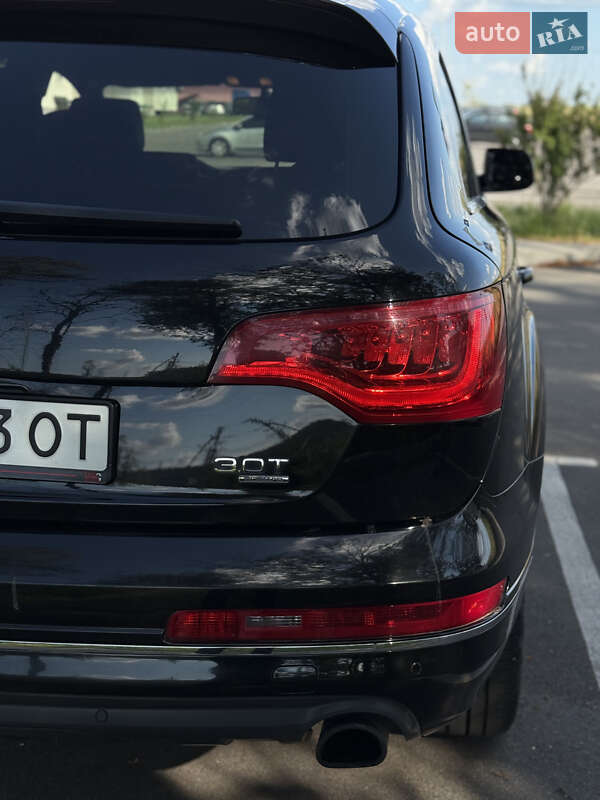 Внедорожник / Кроссовер Audi Q7 2015 в Киеве