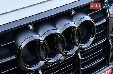 Внедорожник / Кроссовер Audi Q7 2020 в 
