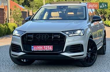 Внедорожник / Кроссовер Audi Q7 2020 в 